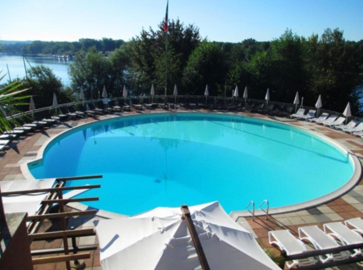 Hotel La Dolce Vita House Boat Lisanza Zewnętrze zdjęcie